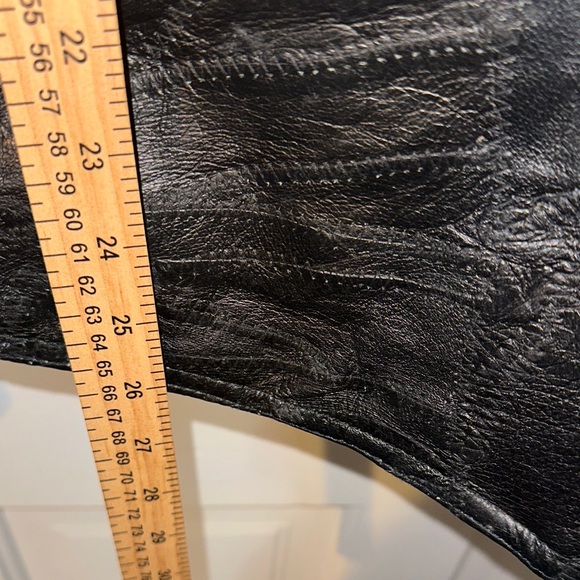 Genuine Leather Black Vest for Men - Picture 5 of 6